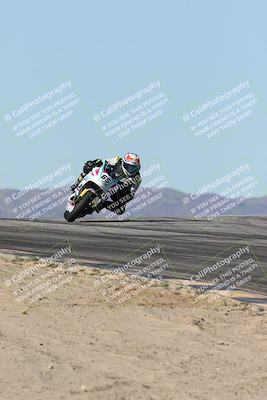 media/Dec-07-2025-CVMA (Sun) [[3e7d2de5dc]]/Race 7-Formula Lightweight Twins Shootout/